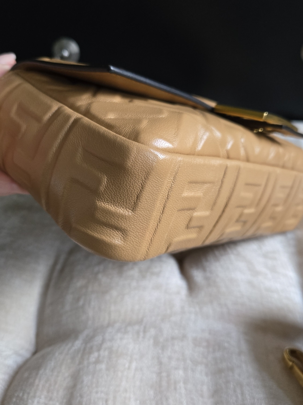 Fendi Nappa FF 1974 Embossed Baguette Zucca Miele Scuro - Picture 4 of 16